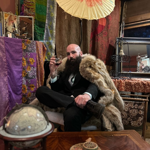 Meet your Posher, Nick - Picture 2 of 2